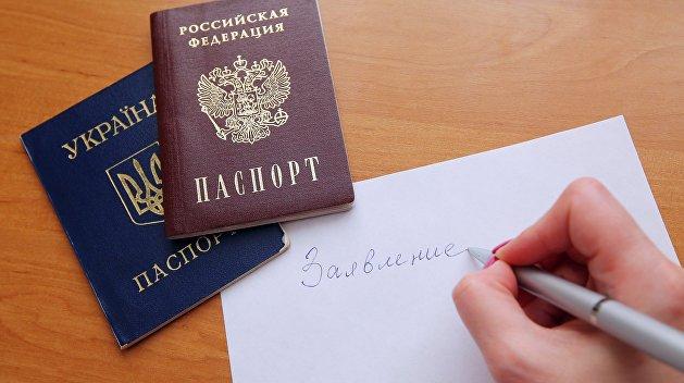 Стаття Литва вслед за Эстонией отказалась признавать паспорта России для жителей Донбасса Ранкове місто. Київ
