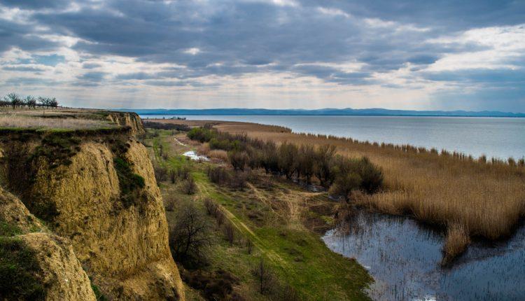 Стаття Два озера в Одесской области взяли под охрану государства Ранкове місто. Київ