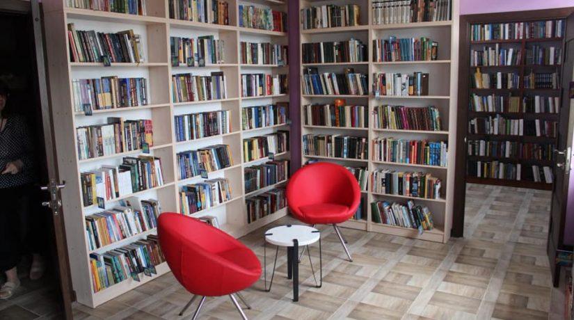 Стаття В Дарницком районе открыли обновленную библиотеку имени Руданского Ранкове місто. Київ