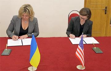 Стаття Украина и США подписали Протокол о военном сотрудничестве. ФОТО Ранкове місто. Київ