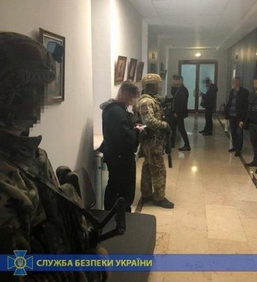 Стаття СБУ проводит обыски в одесском аэропорту Ранкове місто. Київ