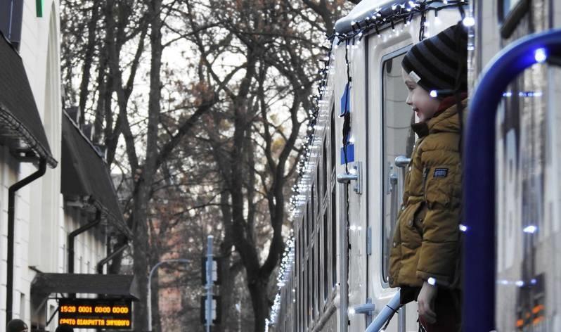 Стаття Дитяча залізниця у Києві відкрила зимовий сезон (ФОТО) Ранкове місто. Київ
