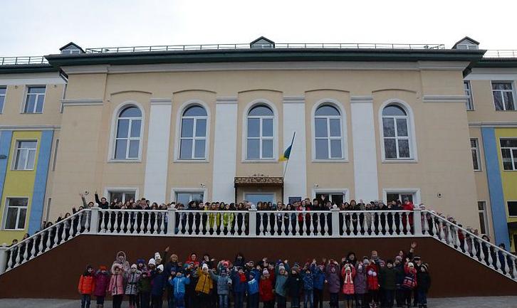 Стаття На Донеччині відкрили ще дві опорні школи. ФОТО Ранкове місто. Київ