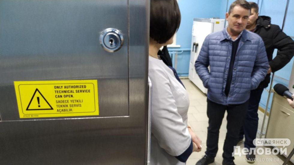 Стаття В Славянске подготовлено к работе новое стерилизационное отделение городской больницы Ранкове місто. Київ