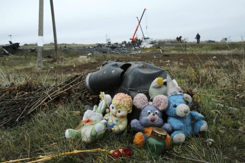Стаття СПРАВА MH17: ОКРУЖНИЙ СУД ГААГИ ПОВІДОМИВ ПРО ОСІБ, ГОТОВИХ НАДАТИ СВІДЧЕННЯ Ранкове місто. Київ