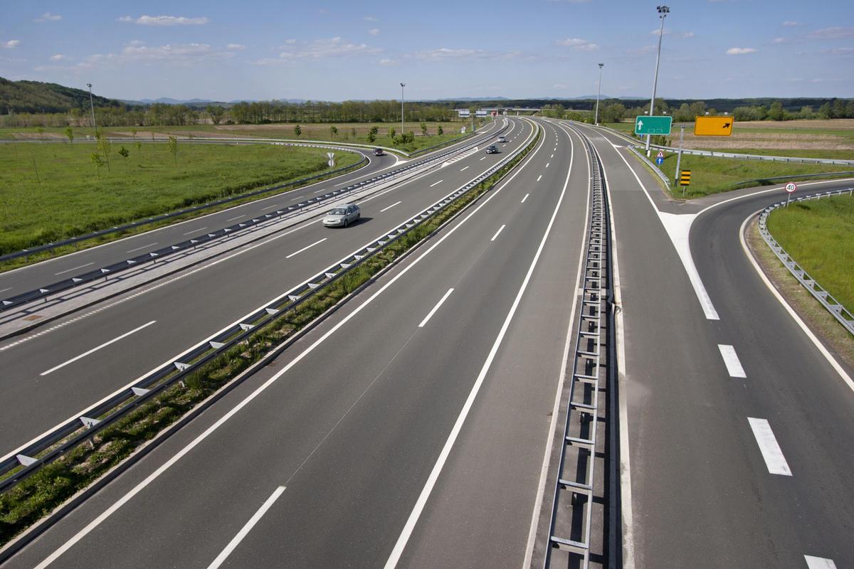 Стаття В Україні з’являться нові дороги з дозволеною максимальною швидкістю до 130 км/год Ранкове місто. Київ