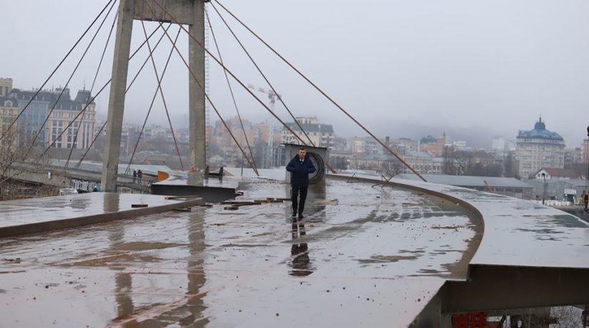 Стаття На Подольско-Воскресенском мосту установили 500-тонный пролет Ранкове місто. Київ