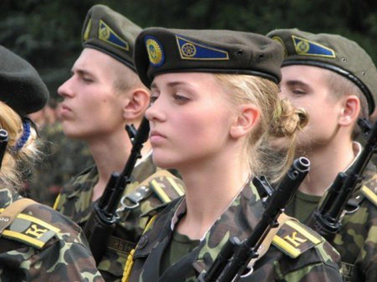 Стаття У військові коледжі цьогоріч можна вступити без ЗНО Ранкове місто. Київ