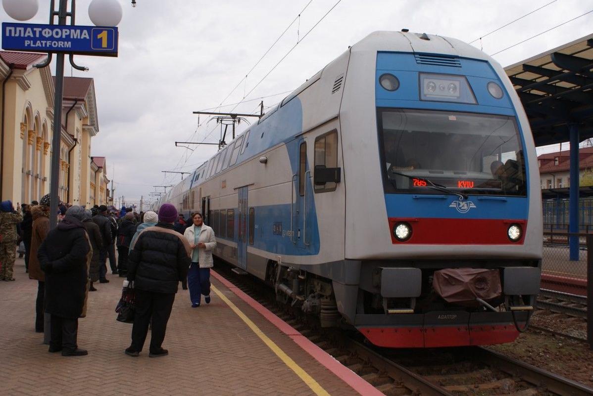 Стаття На заводі в Запоріжжі ремонтуватимуть двоповерхові поїзди Skoda Ранкове місто. Київ