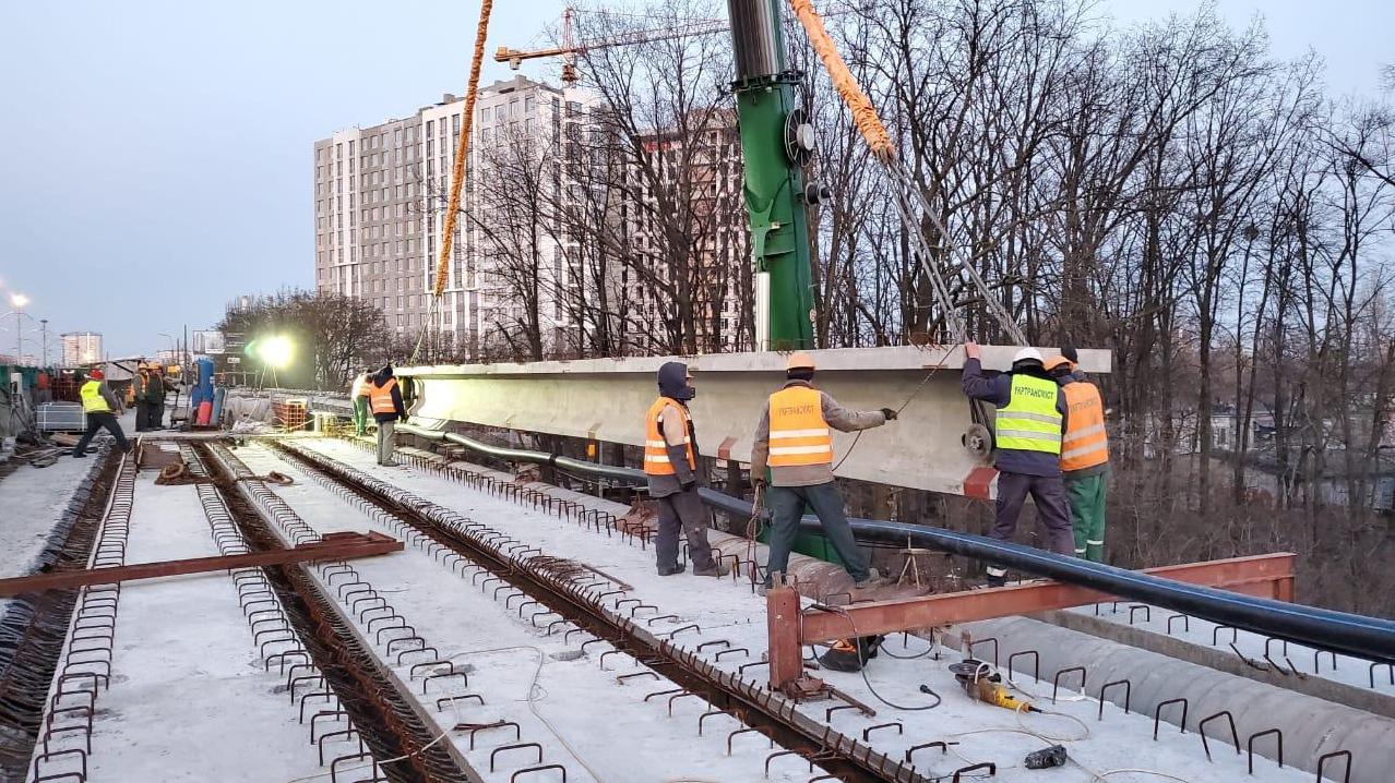 Стаття У Києві триває масштабний ремонт доріг та мостів (ФОТО) Ранкове місто. Київ