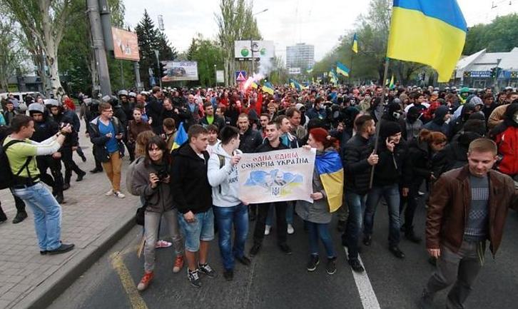 Стаття Шість років тому в Донецьку пройшов останній проукраїнський мітинг. ФОТО Ранкове місто. Київ
