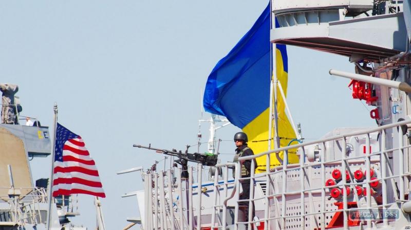 Стаття ВМС Украины набирают экипажи для новых катеров Island Ранкове місто. Київ