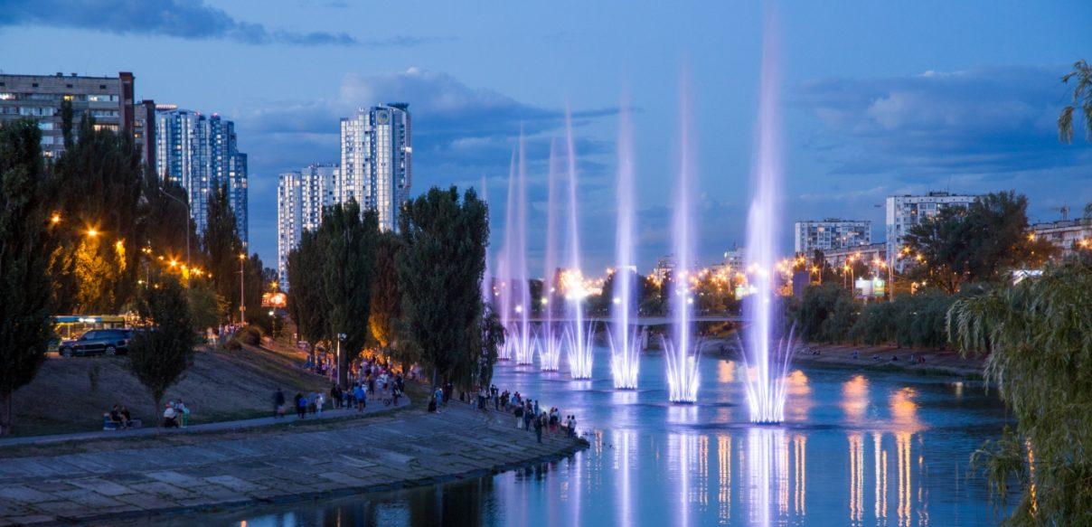 Стаття Коли запрацюють київські фонтани? Ранкове місто. Київ