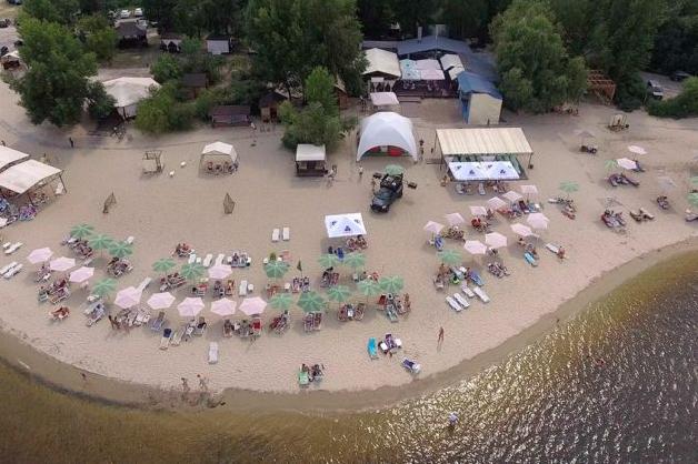 Стаття Початок пляжного сезону в Києві перенесли Ранкове місто. Київ