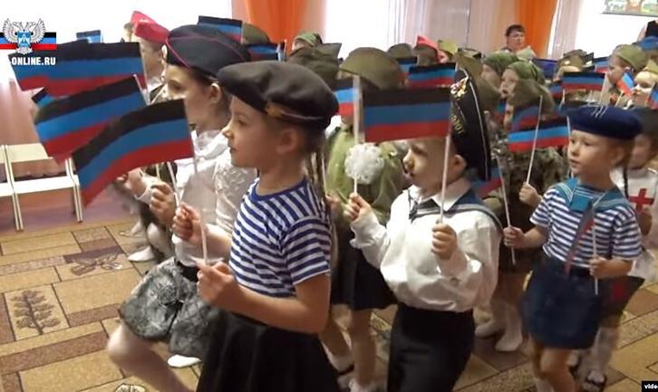 Стаття «На гроші Кремля», — в ОРДЛО реалізують програми з виховання дітей агентами «руського миру» Ранкове місто. Київ