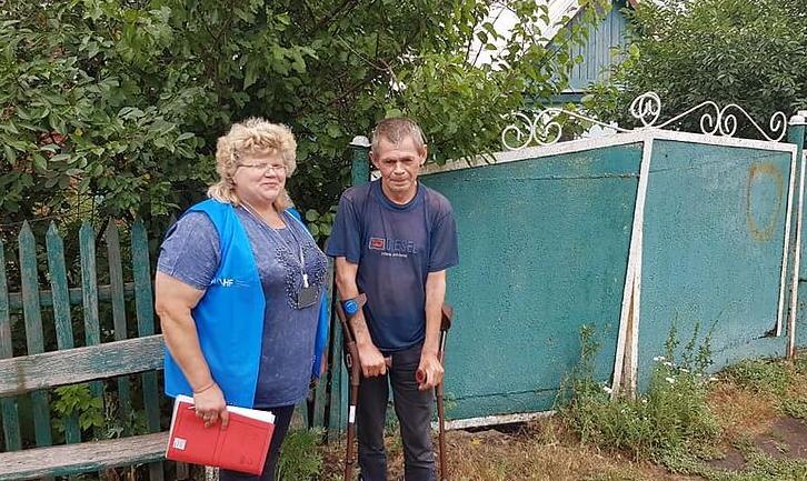 Стаття Волонтери доставили у прифронтове селище засоби реабілітації Ранкове місто. Київ