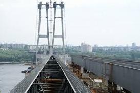 Стаття У Запоріжжі будуватимуть цілодобово міст через Дніпро Ранкове місто. Київ