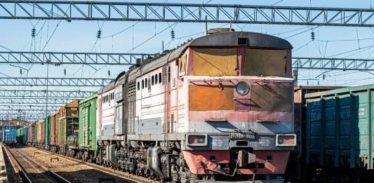 Стаття Поставщики отказываются доставлять грузы в оккупированный Крым железной дорогой Ранкове місто. Київ