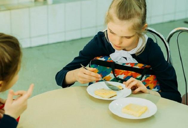 Стаття Фуд-блоггінг по-новому. Школи покажуть, чим насправді харчуються діти Ранкове місто. Київ
