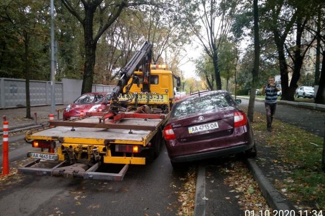 Стаття ТОП-3 причини, через які ваші авто може забрати евакуатор Ранкове місто. Київ
