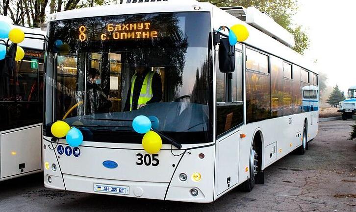 Стаття «Чекали 40 років»: на Донеччині запустили тролейбус до прифронтового селища Опитне Ранкове місто. Київ