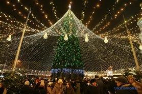 Стаття Новогодне-рождественский период подарит украинцам 3 длинных уикенда Ранкове місто. Київ