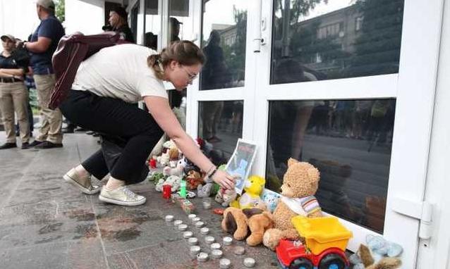Стаття В Украине впервые отмечают День памяти детей, погибших в результате агрессии РФ Ранкове місто. Київ