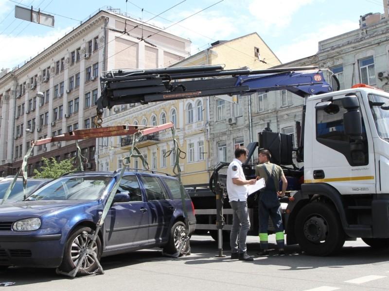 Стаття Київ оголосив великий добір інспекторів з паркування – деталі Ранкове місто. Київ