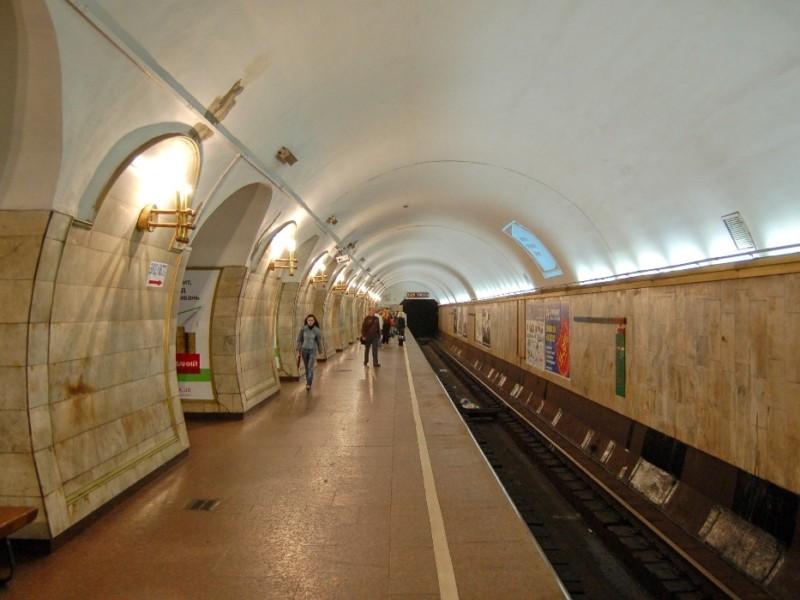Стаття Кияни пропонують перейменувати станцію “Льва Толстого” на честь Малевича Ранкове місто. Київ
