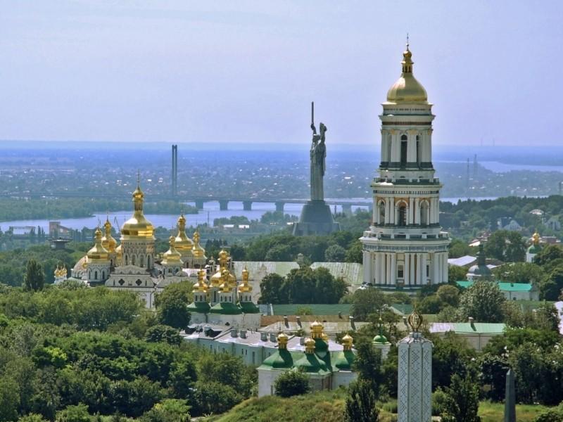 Стаття Крістерова гірка, Чкалівський сквер, Дніпрові кручі та ще понад 70 ділянок вже в Держгеокадастрі Ранкове місто. Київ