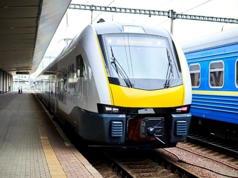 Стаття “Укрзалізниця” тестує нові швидкісні поїзди Stadler FLIRT – де їх запустять Ранкове місто. Київ