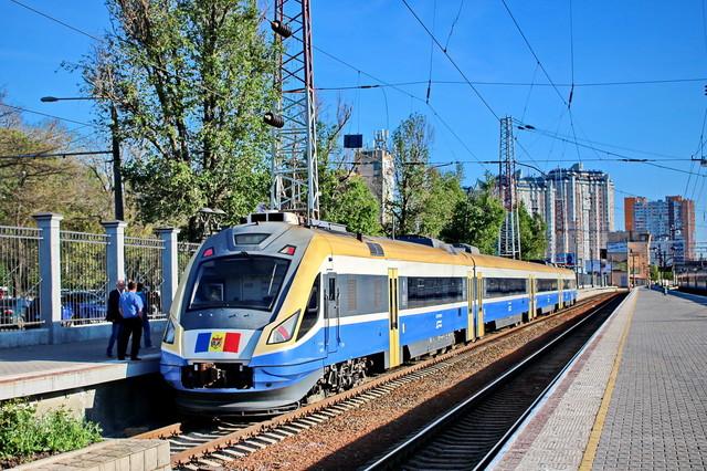 Стаття Возобновляется движение пассажирского поезда Одесса - Кишинев Ранкове місто. Київ