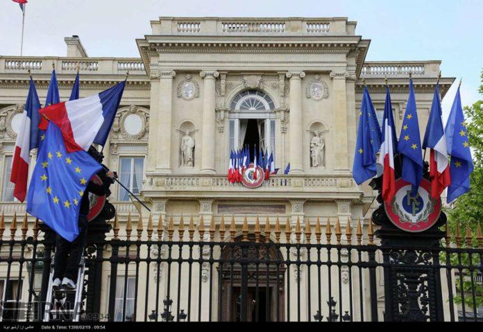 Стаття Франция отказалась признавать российские выборы в Крыму Ранкове місто. Київ