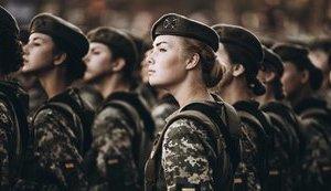 Стаття Женщины-военнослужащие составляют 15% общего состава ВСУ Ранкове місто. Київ