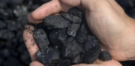 Стаття Cейчас решают — выдавать ли людям бытовой уголь? Ранкове місто. Київ