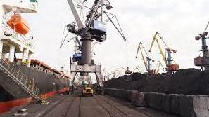 Стаття Первый панамакс с углем для украинских ТЭЦ примут в Южном Ранкове місто. Київ