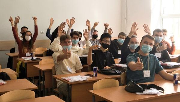 Стаття Севастопольские студенты массово отказываются от прививок российскими вакцинами Ранкове місто. Київ