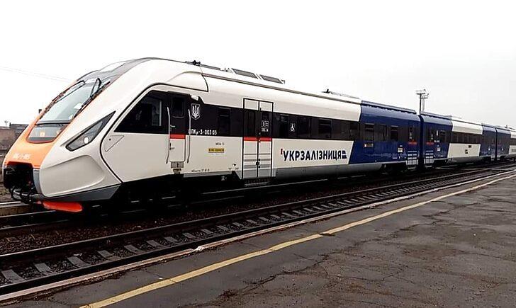 Стаття З’єднає східні регіони країни: Укрзалізниця запускає новий регіональний поїзд Ранкове місто. Київ