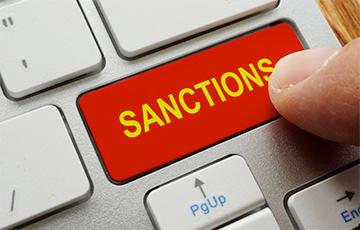 Стаття Канада, Япония и Австралия ввели санкции против России Ранкове місто. Київ