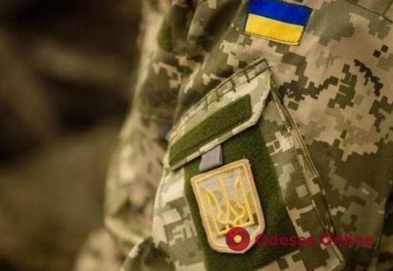Стаття Всем воинам-срочникам на период военного времени будут дополнительно платить 30 тысяч гривен в месяц Ранкове місто. Київ