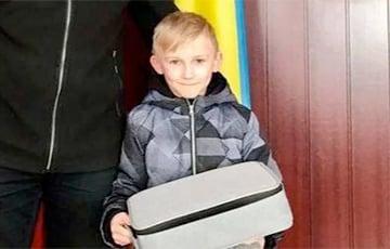 Стаття Мальчик из Сумской области отдал украинским военным свой дрон, о котором долго мечтал Ранкове місто. Київ