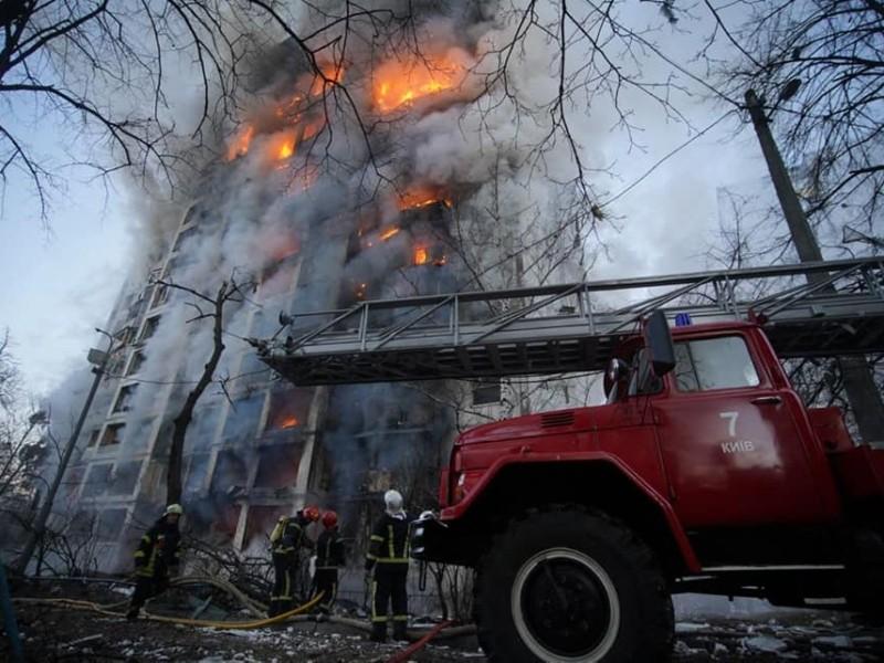 Стаття У Києві знесуть 10 пошкоджених внаслідок агресії рф будинків Ранкове місто. Київ