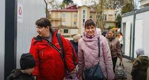 Стаття В модульном городке во Львове поселились первые 250 переселенцев (фото) Ранкове місто. Київ