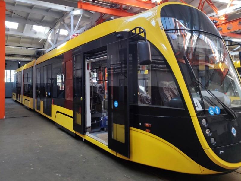Стаття В Києві курсуватимуть ще три низькопідлогових трамваї з кондиціонерами Ранкове місто. Київ