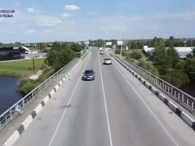 Стаття У Вишгородській громаді відновили рух відбудованим мостом Ранкове місто. Київ