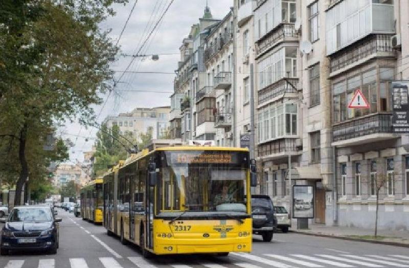 Стаття КМДА повідомила, коли в столиці завершиться відновлення тролейбусної мережі Ранкове місто. Київ