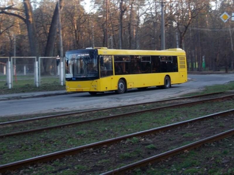 Стаття Маршрут автобуса від Пущі-Водиці до станції “Почайна” пропонують залишити на постійній основі Ранкове місто. Київ