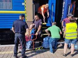 Стаття 13 областей: уряд оприлюднив перелік локацій, до яких евакуюватимуть жителів Донеччини Ранкове місто. Київ