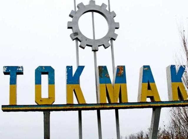 Стаття У окупованому Токмаке місцевий житель підірвав себе разом з військовими РФ Ранкове місто. Київ