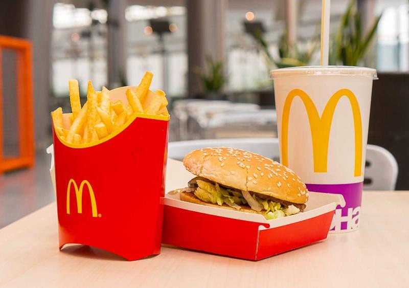 Стаття McDonald’s відкриває перші три ресторани у Києві Утренний город. Київ